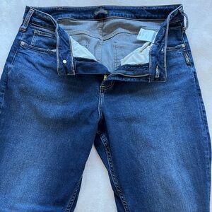 Silver Jeans Dark Blue Straight Leg Women's Jeans